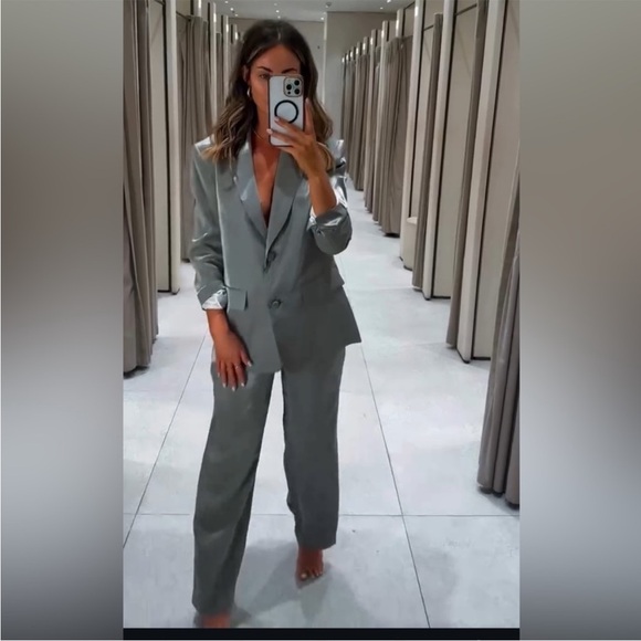 ZARA 2 PIECES MATCHING SET METALLIC JACKET AND METALLIC PANTS - Picture 6 of 16